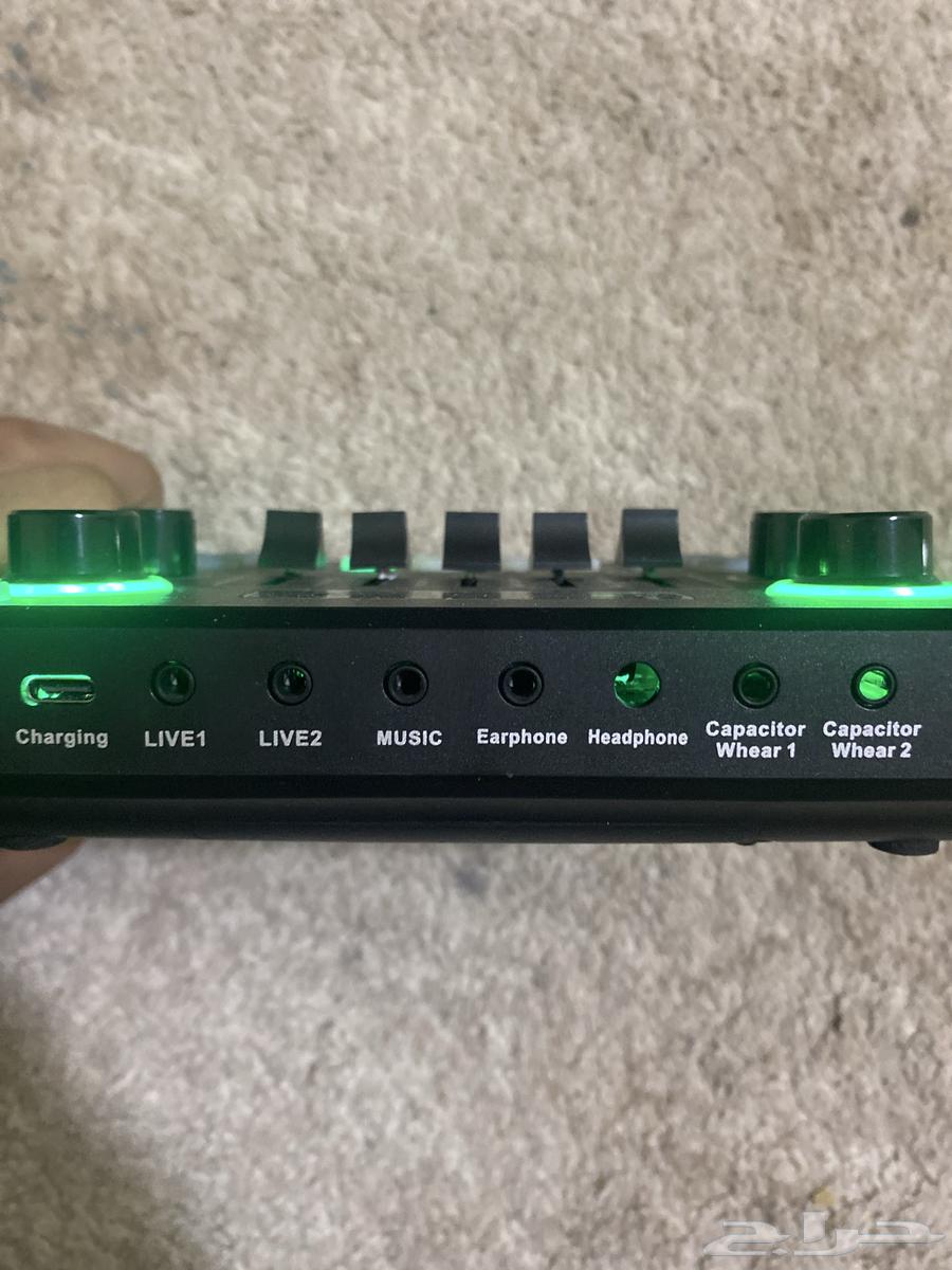 Functional V9 with all features except broken headphone jack64417142795009112