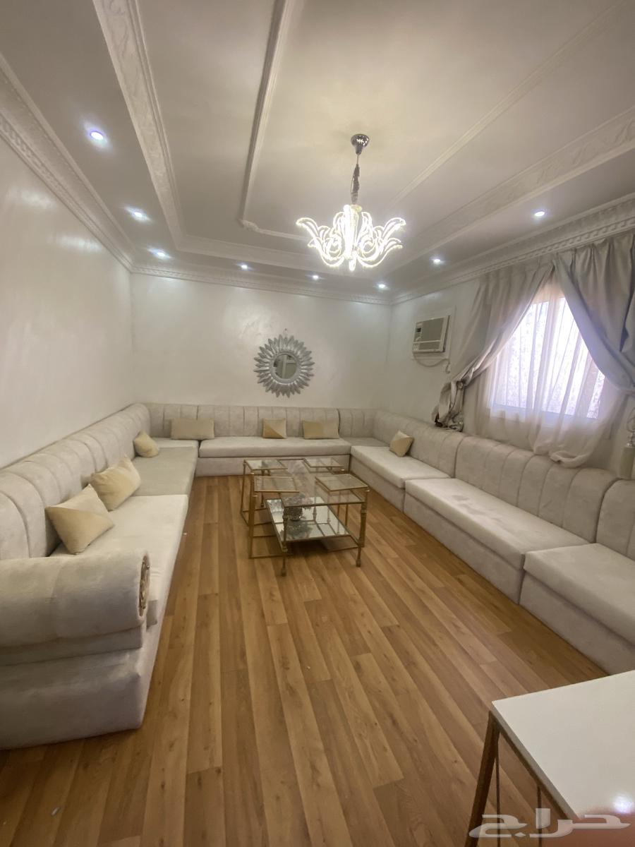 كنب شبه جديد ونظيف64415424581506111