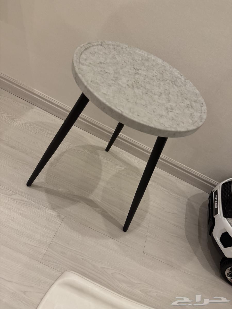 Service tables64413679445889111