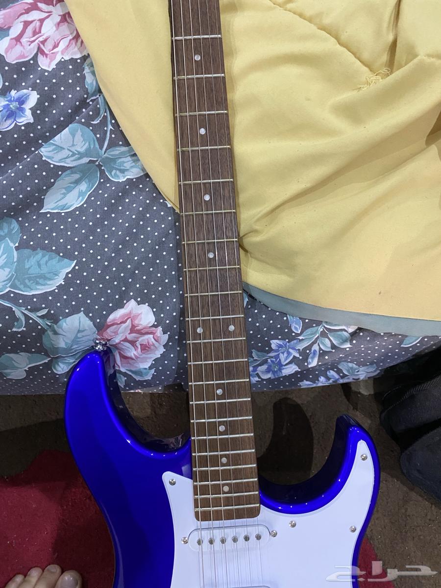 قيتار كهربائي ياماها شبه جديد64413785304706114