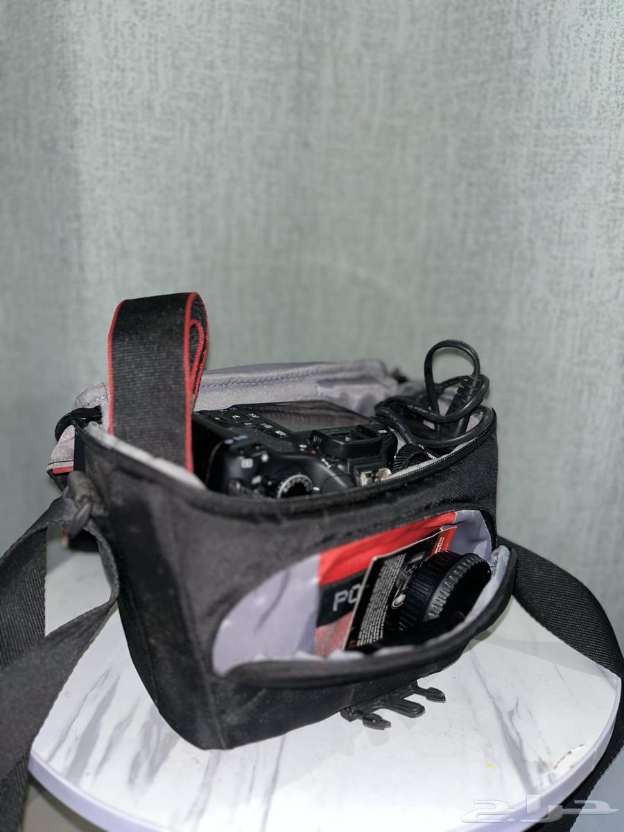 للبيع كاميرا كانون eos 550D64413772068355111