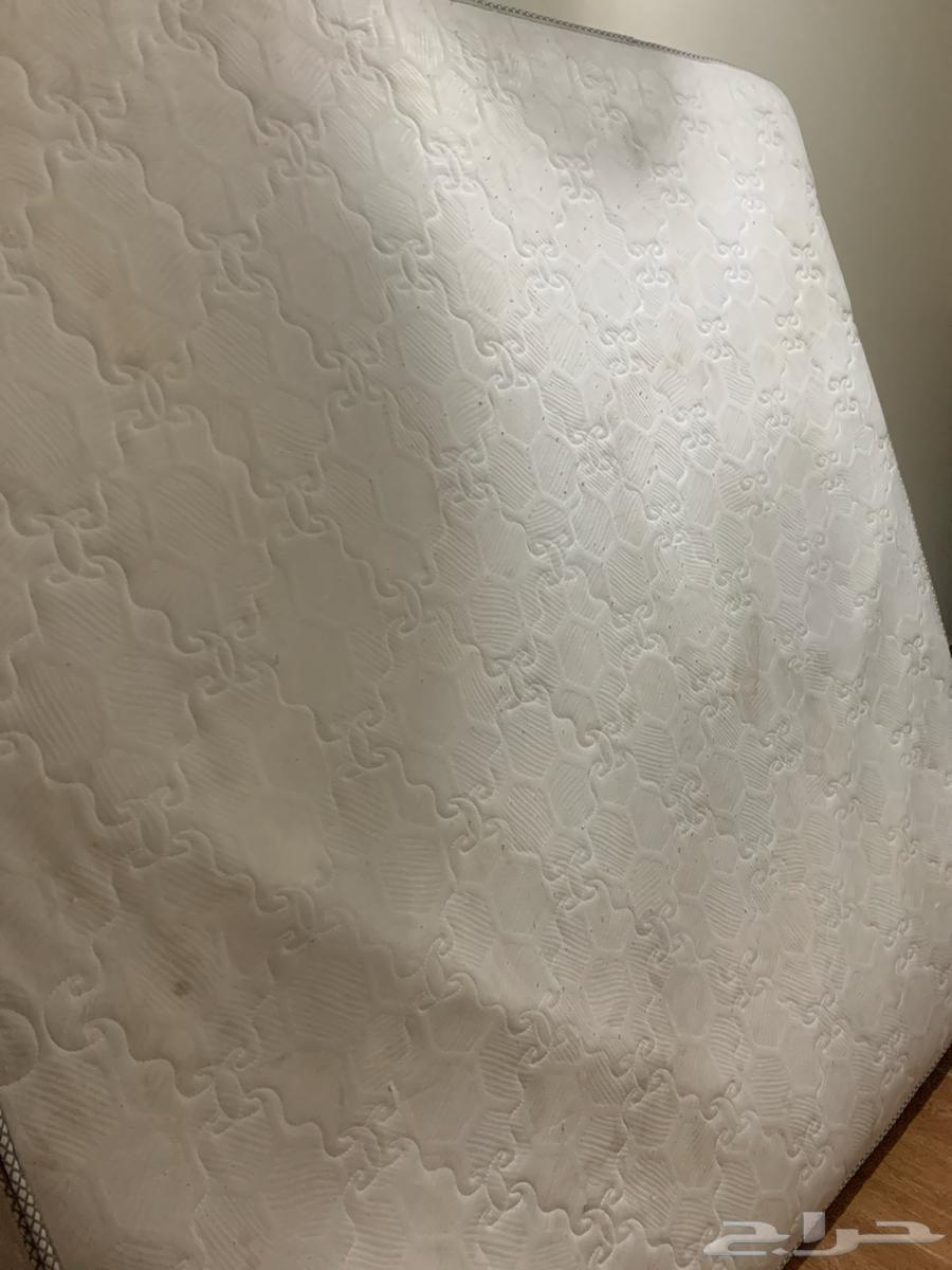 مرتبه نفرين طبي مريحه الشراء 2000 البيع 600 قابل للتفاوض64417549464321111