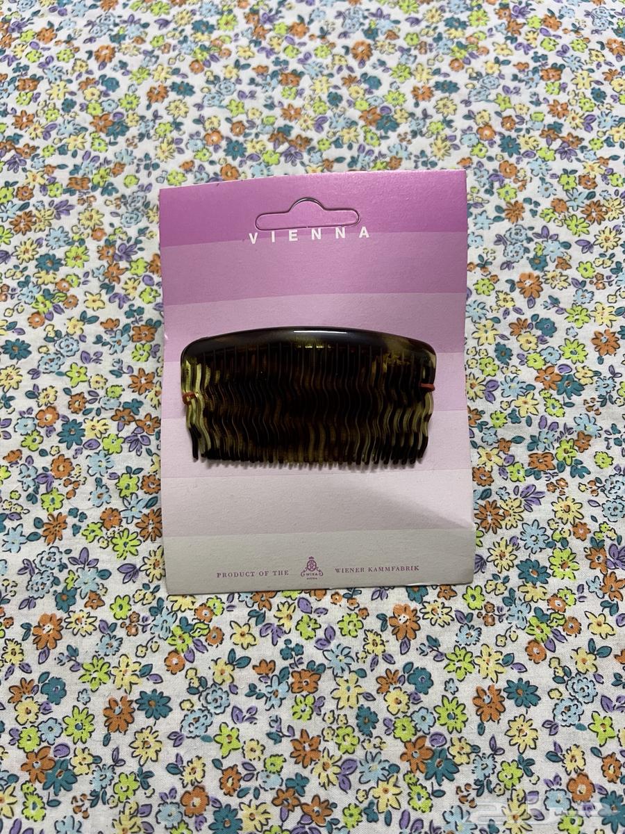 Ancient Comb64416440153218110