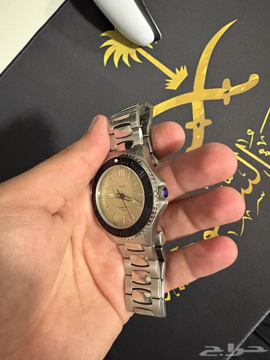 ساعة يد من كارديال64414421858177112