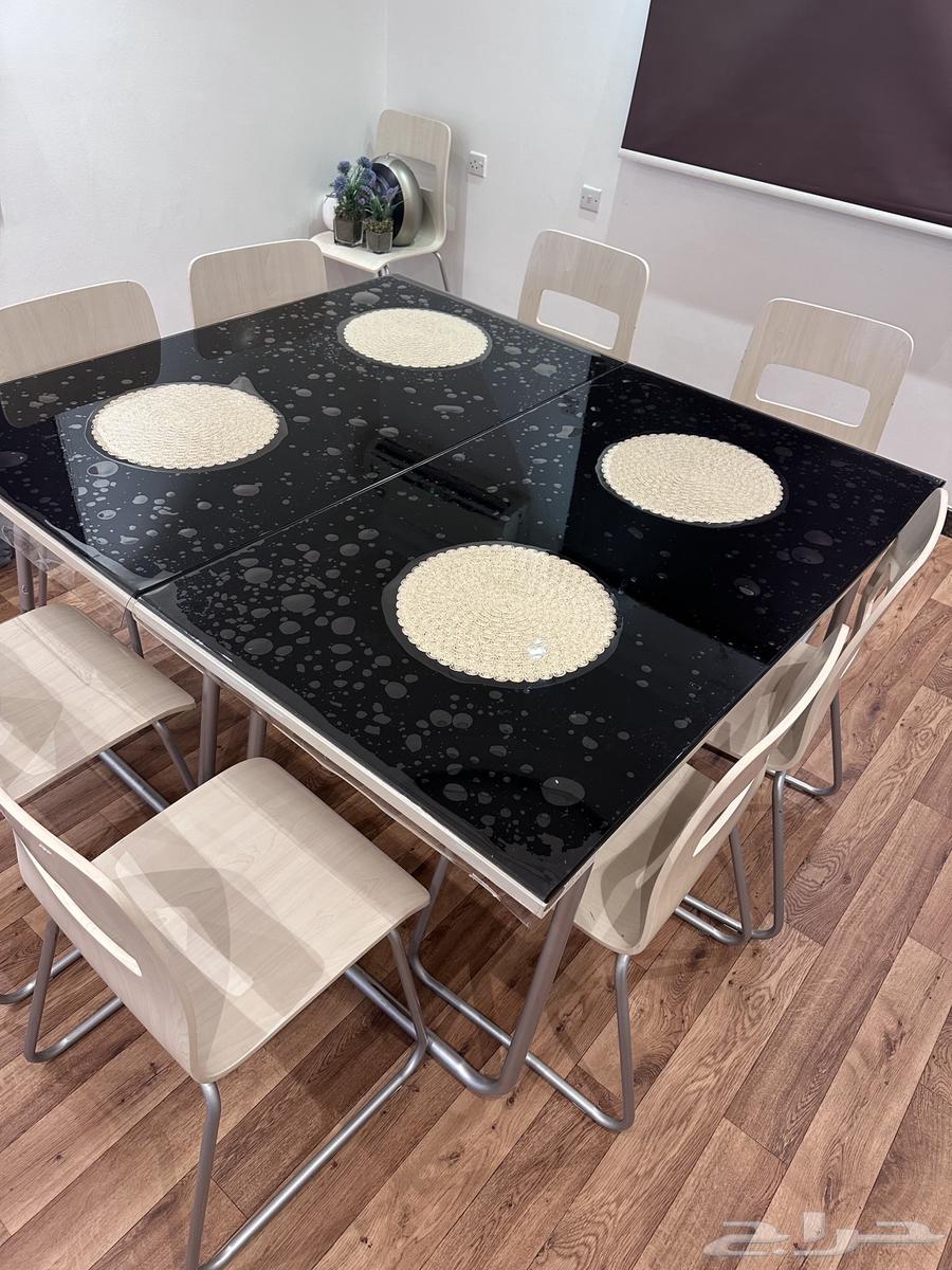 Dining table with buffet64414940341122110