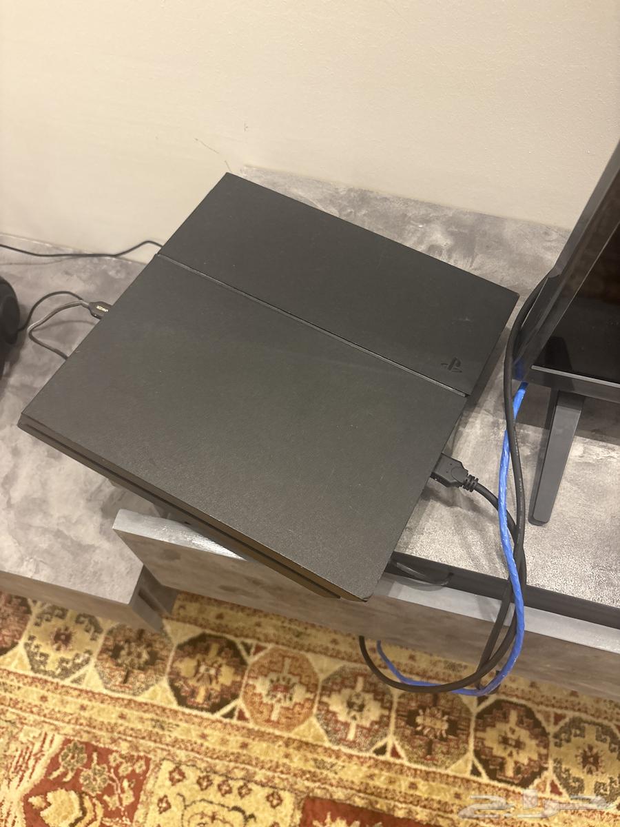 سوني 4 للبيع64417481640578110