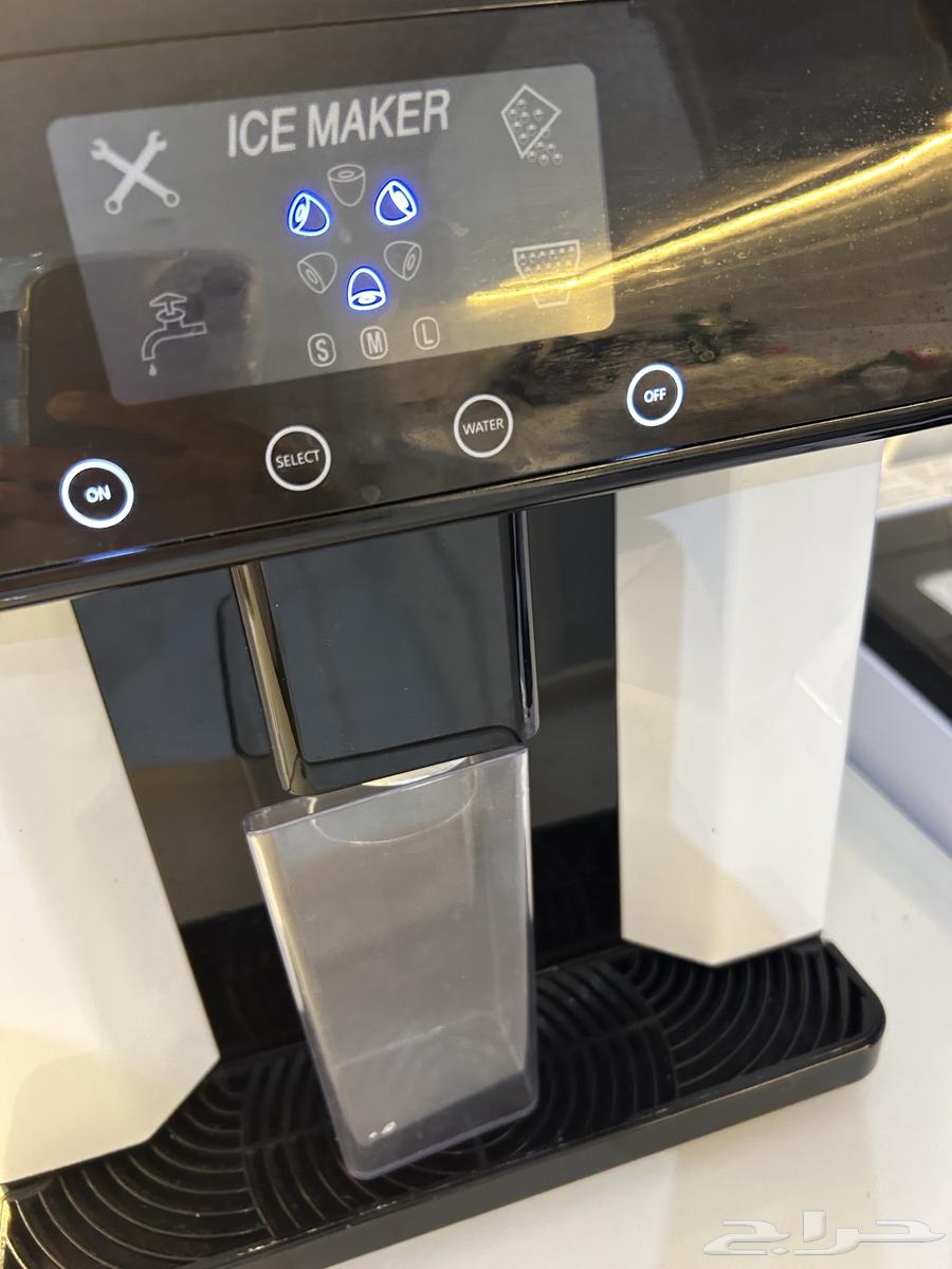 صانعة ثلج وماء64416875293953110