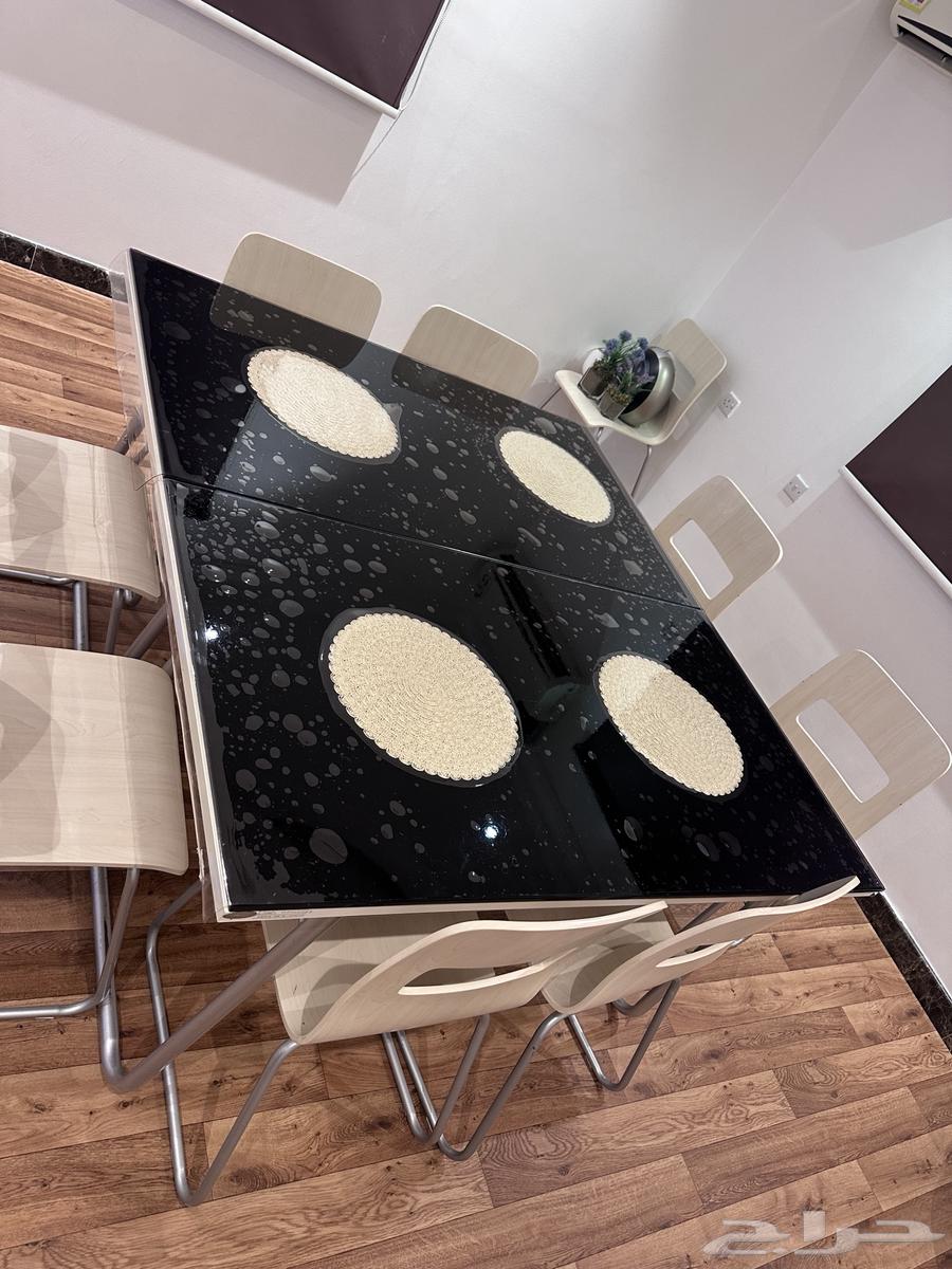 Dining table with buffet64414940341122111