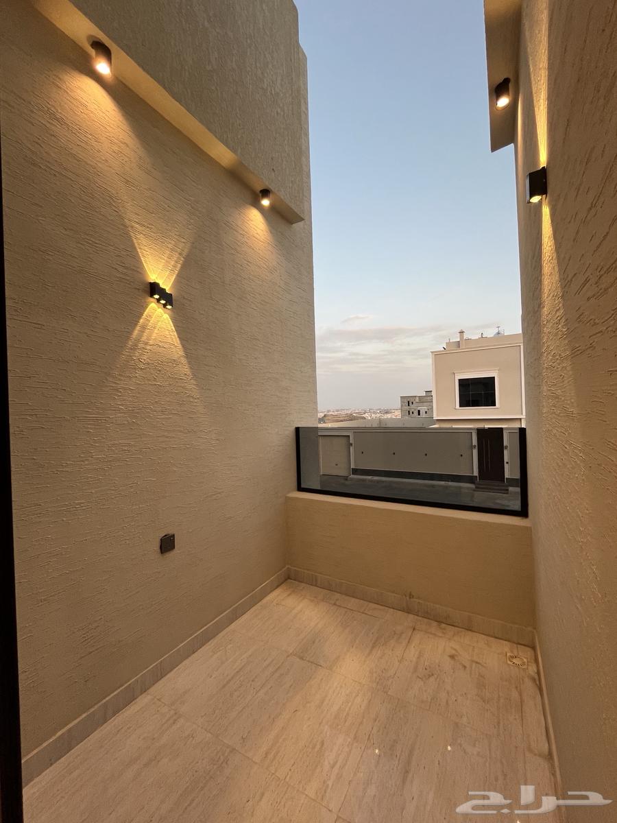 للبيع شقق علوي 6 غرف مع سطح مصعد شغال بالمحالة64141829873153113
