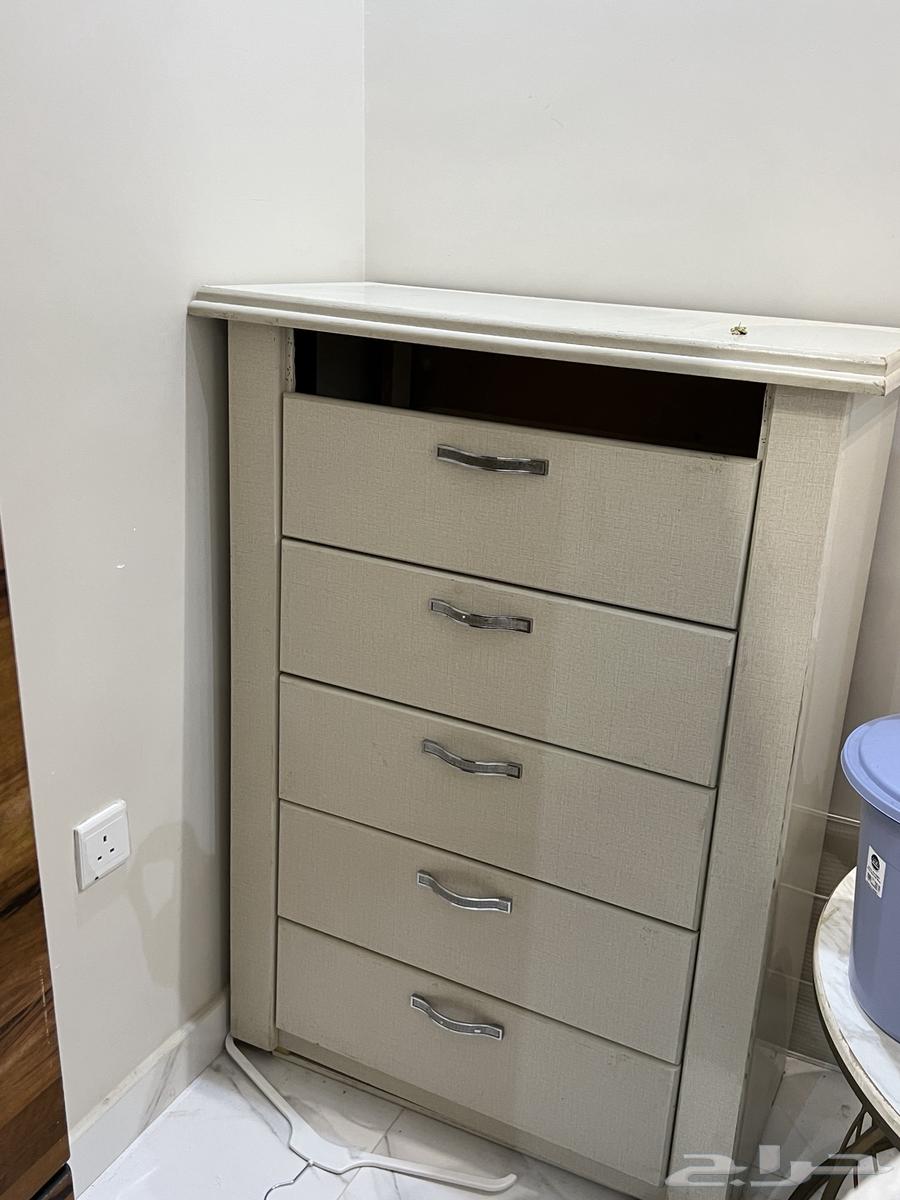 غرفه نوم للبيع جده حي التيسير ب 250 الصامل يجي خاص64414686895233112