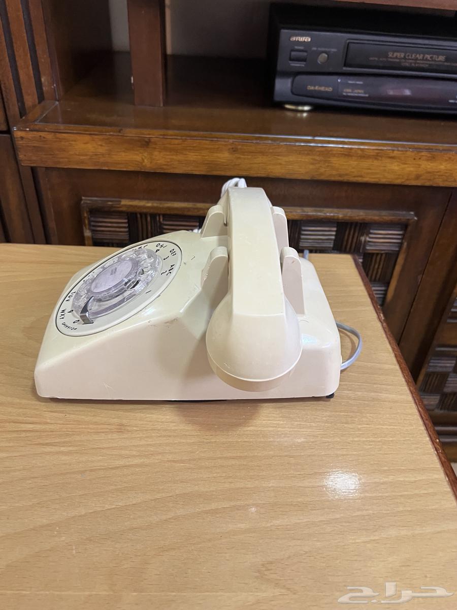 لعشاق القديم والنوادر تلفون ابو قرص64413423025667114