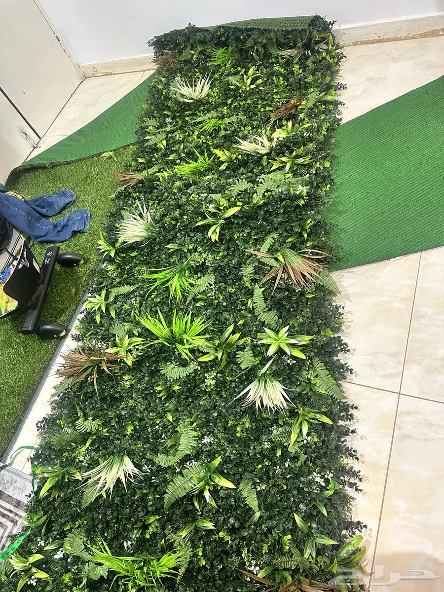 3 plastic garden wall tiles used for only two hours64412333440897110