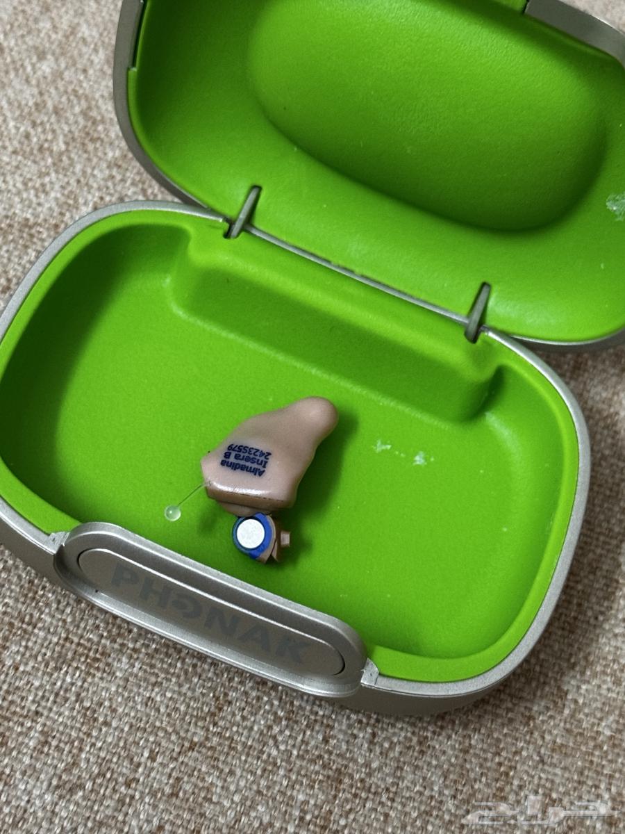 Earphones used for less than a month, no price reduction64414448100353112