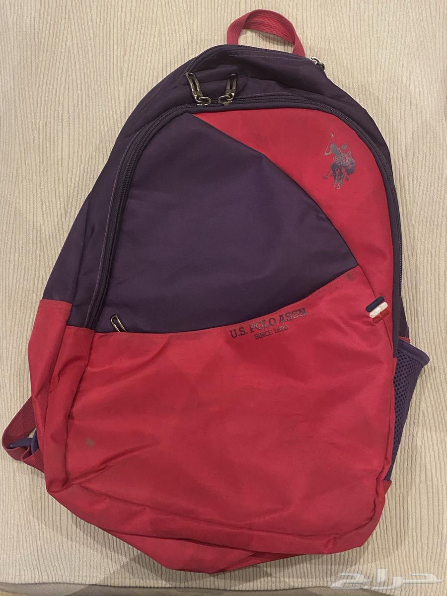 Branded bags I bought from Jarir for about 200, selling them for 75 riyals, used64415800845186112