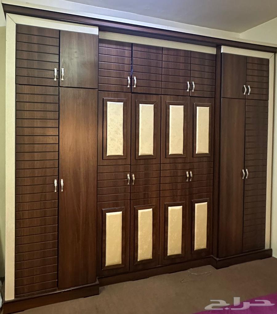 غرفة نوم كبيره شبه جديده مكونه من 7 قطع64413692787459110