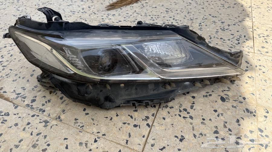 شمعة كامري يمين وكاله وعليه حمايه64572753320450110