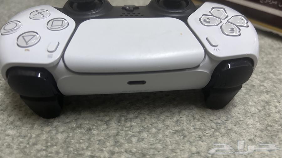 يد سوني 5 اصليه 150  فيها درفت خفيف بالقير اليسار64418824480387110