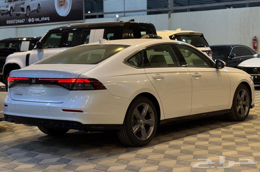 هوندا اكورد فل كامل 2025 ابيض64574102956418114