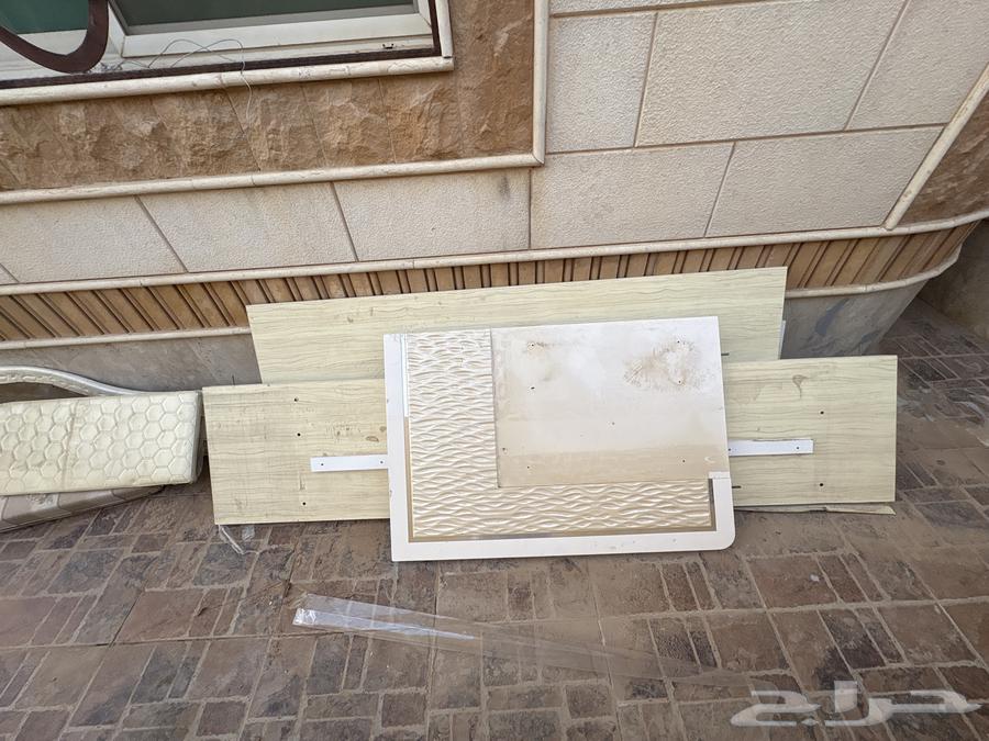 الصوره الثانيه حق سرير بدون قواعد64416690278530111