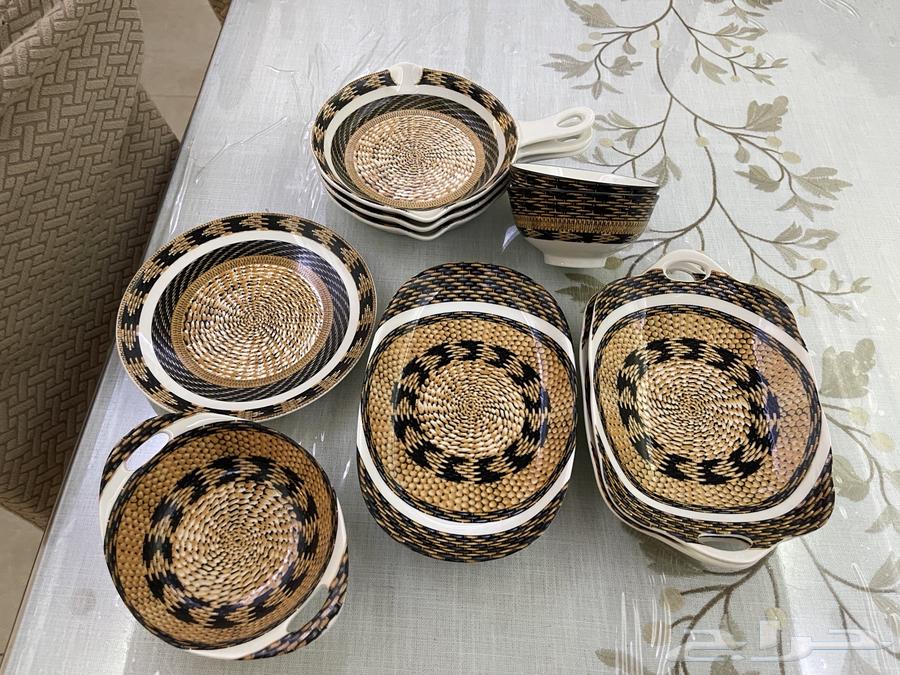 للبيع صواني ضيافة وصحون64417102114947113