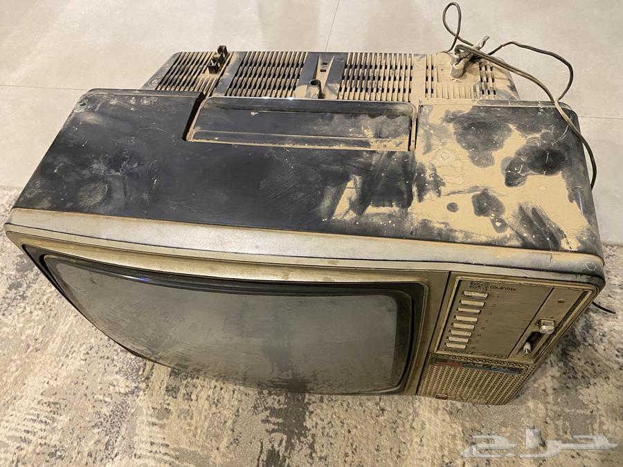 يا أهل الندره تلفزيون عام 1412 هجري قديم جدا  و نادر وشغال64419065113347114