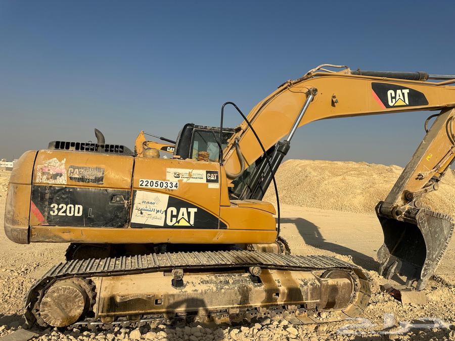 بوكلينات حفار موديل 2011 للإيجار شهري64571700581379114