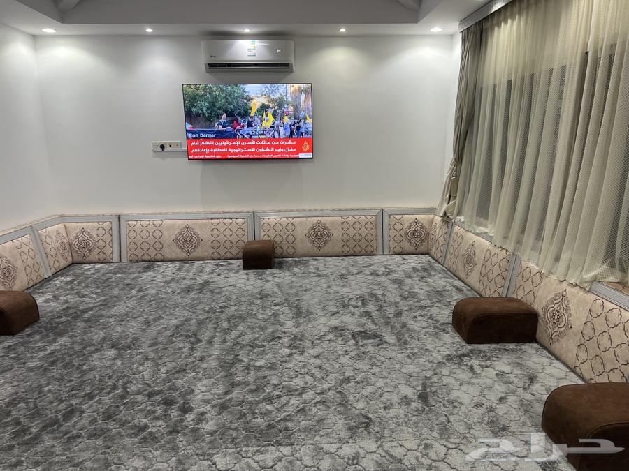 مساند ظهر 7 5 مع 7 مراكي بحاله جيده جدا64418403942531110