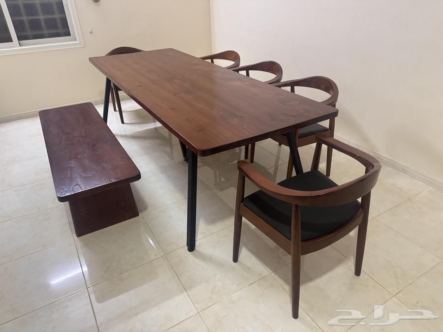 Dining tables at cost price64418200827267114