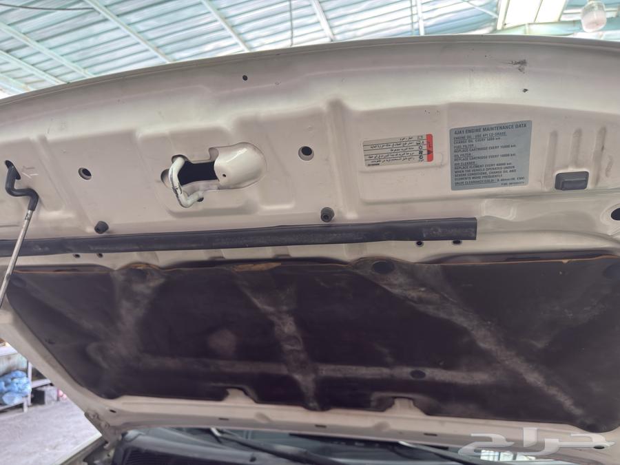 Isuzu van two-wheel drive from bumper to bumper 201664573741059331114