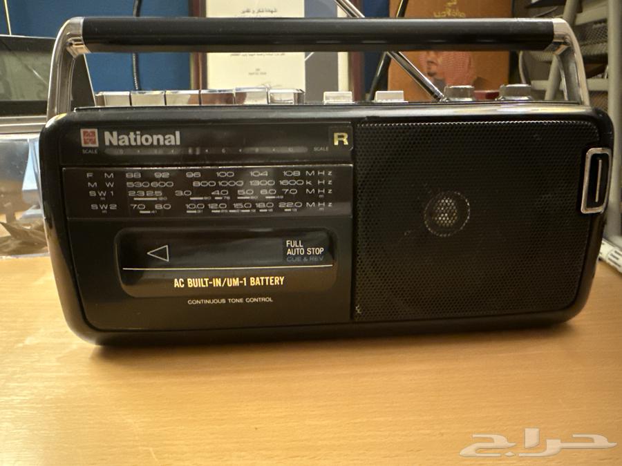 For sale, National cassette player and radio, cassette does not work, radio is excellent64413545728769114