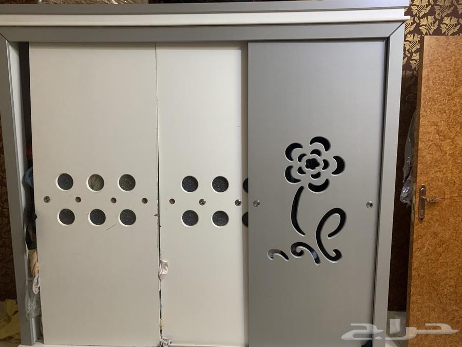 Used furniture for sale, includes a complete room, 2 window air conditioners, refrigerator64416558215810110