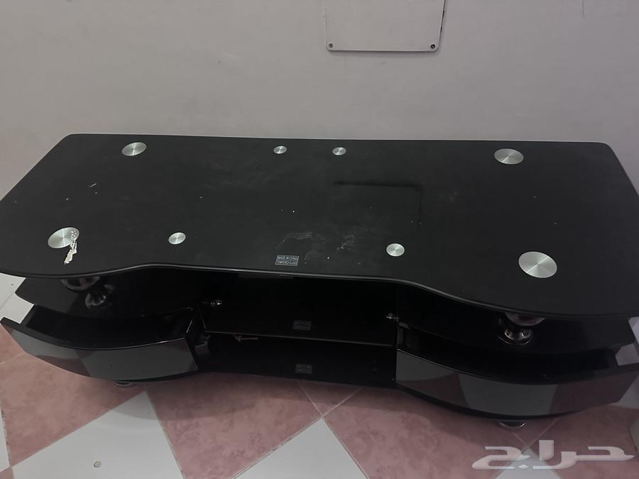 للبيع طقم طاولات ودولاب شاشه64414063791233111