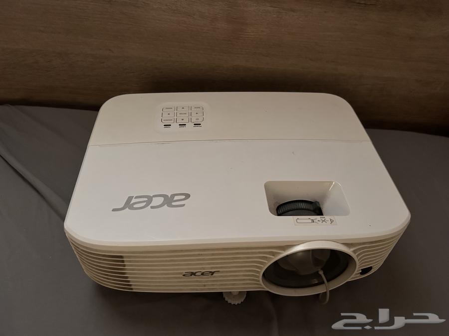 Acer P1350WL Projector Used in Good Condition64416267778691111