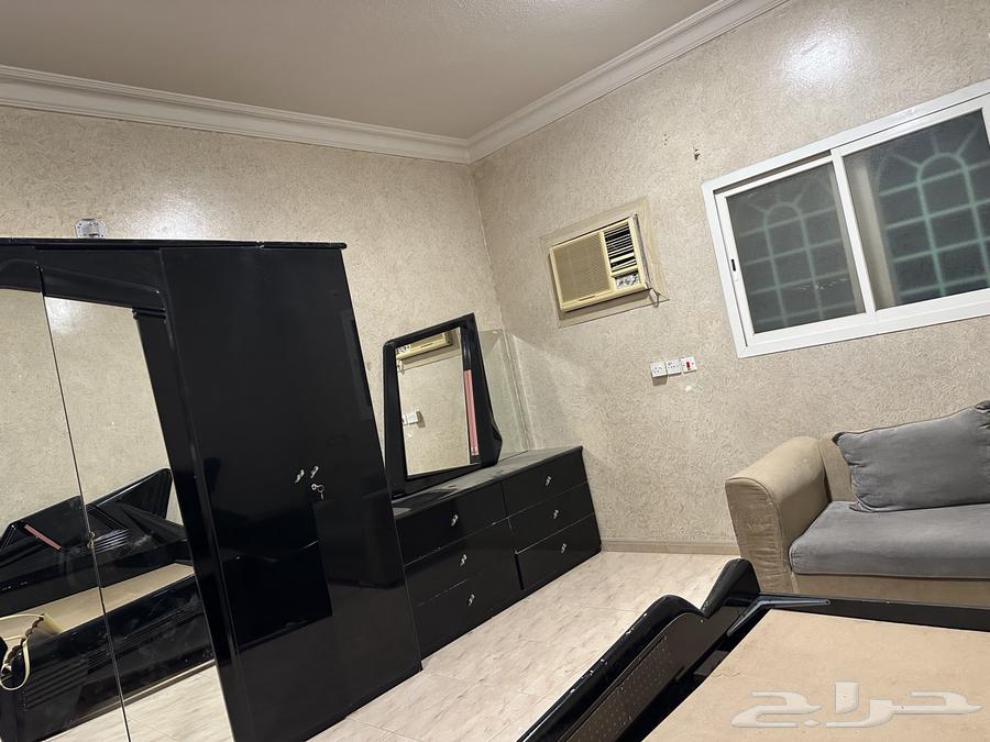 غرفة نوم مستعملة للبيع64413126478337110