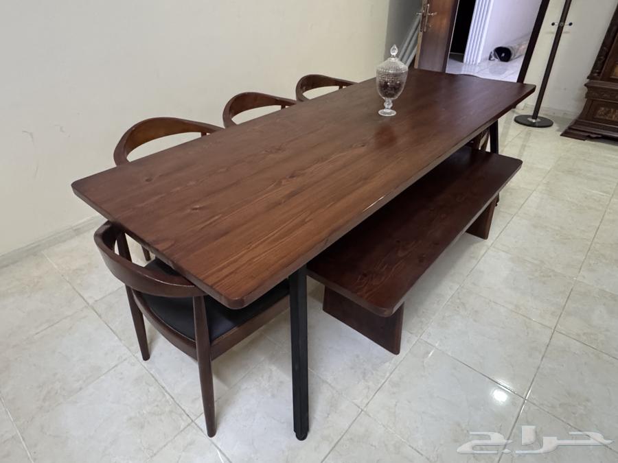 Dining tables at cost price64418200827267110