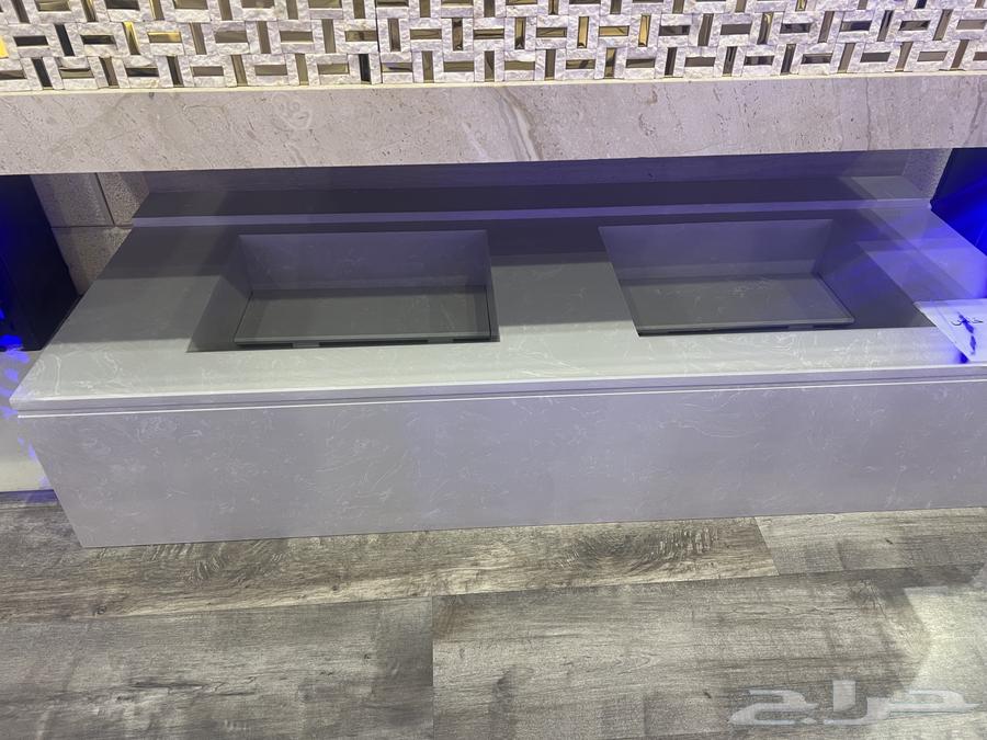 Unused marble sinks64412829649411112