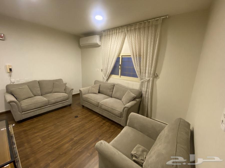 كنب آشلي امريكي للبيع64417413287298114