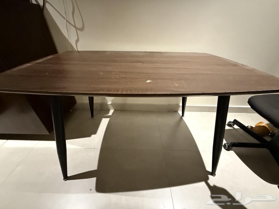 طاولة خشب64417440849537110