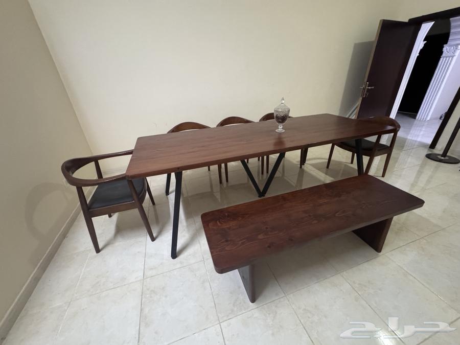 Dining tables at cost price64418200827267113