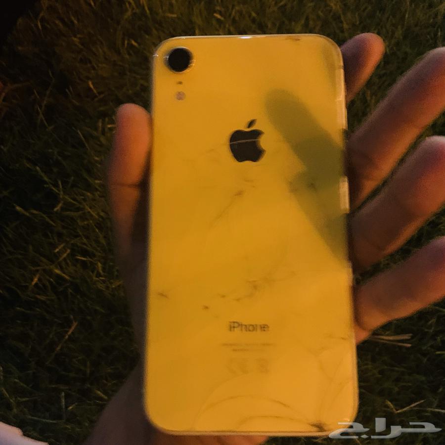 iPhone XR, the phone has a replaced back and battery, grade A64416014664321113