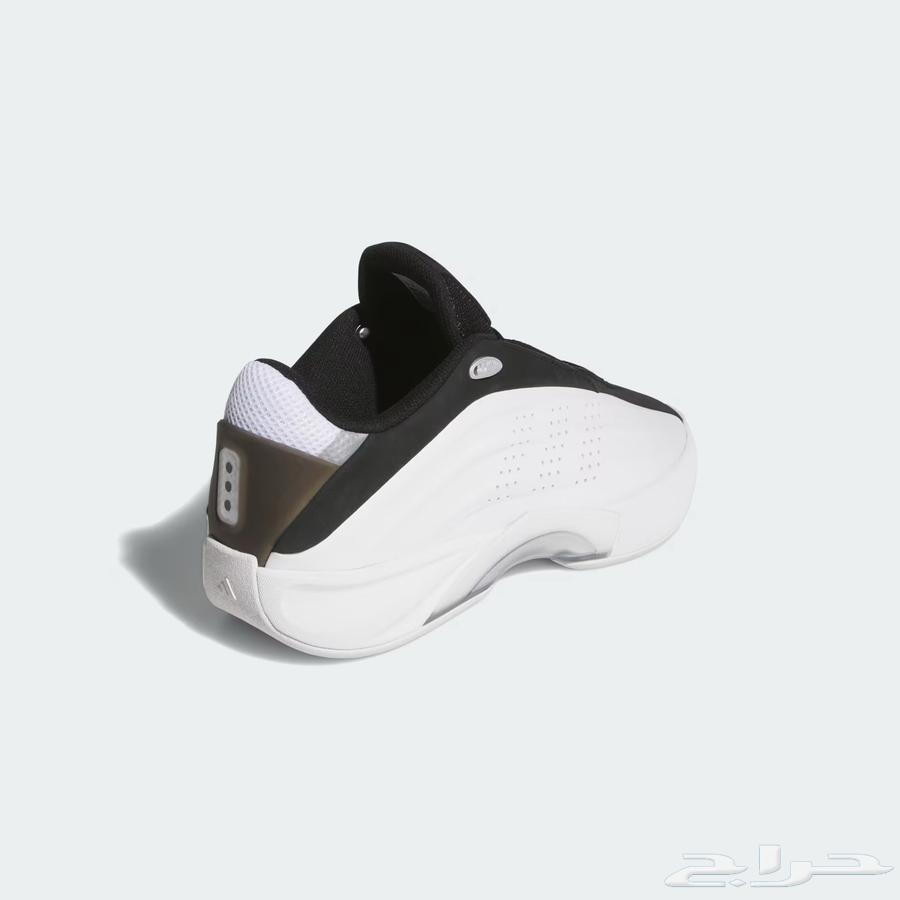 حذاء رياضي اصلي من اديداس64413652661506110