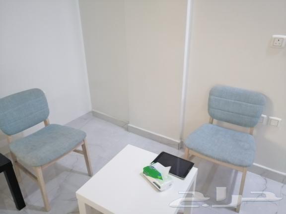 Dining table with 6 chairs and dressing table64415491560706110