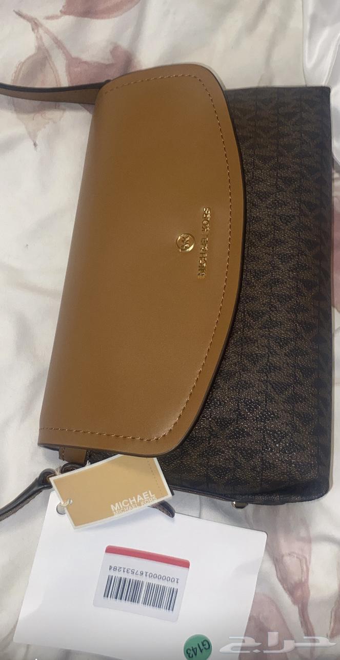 شنطة مايكل كورس اصلية64416281025025111