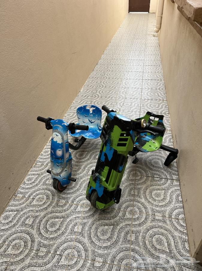 Scooters64414514191875110