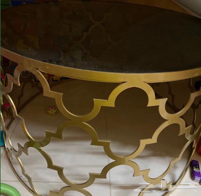 طاوله 2 جميله مستعمله استعمال خفيف64418931388290110