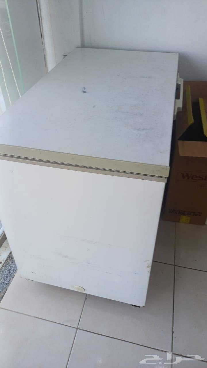 ثلاجه شبه جديده للبيع64416623809922111