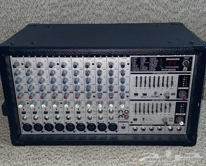 للبيع ميكسر Behringer نظيف64412602347010112