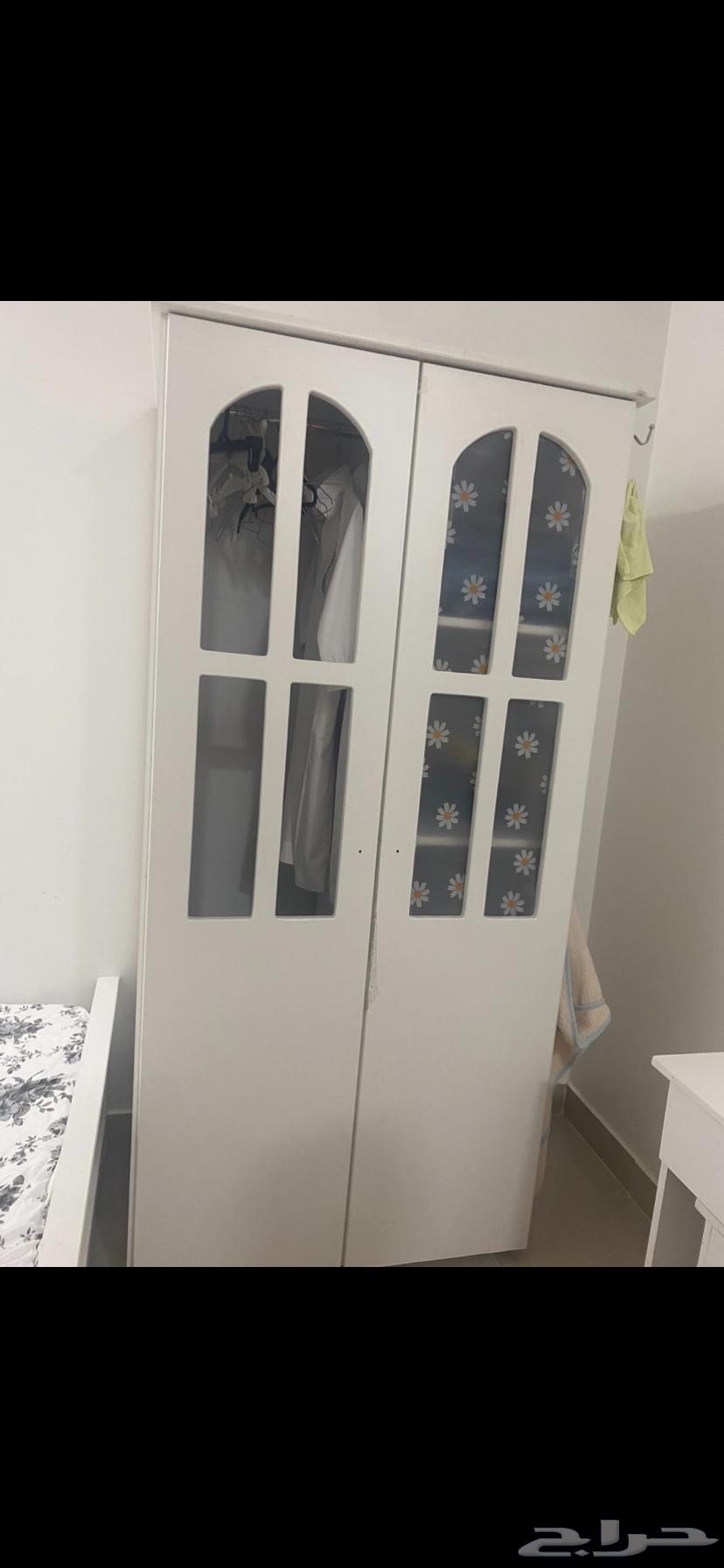 غرفة نوم فردية مع الفرشه64413931508225111