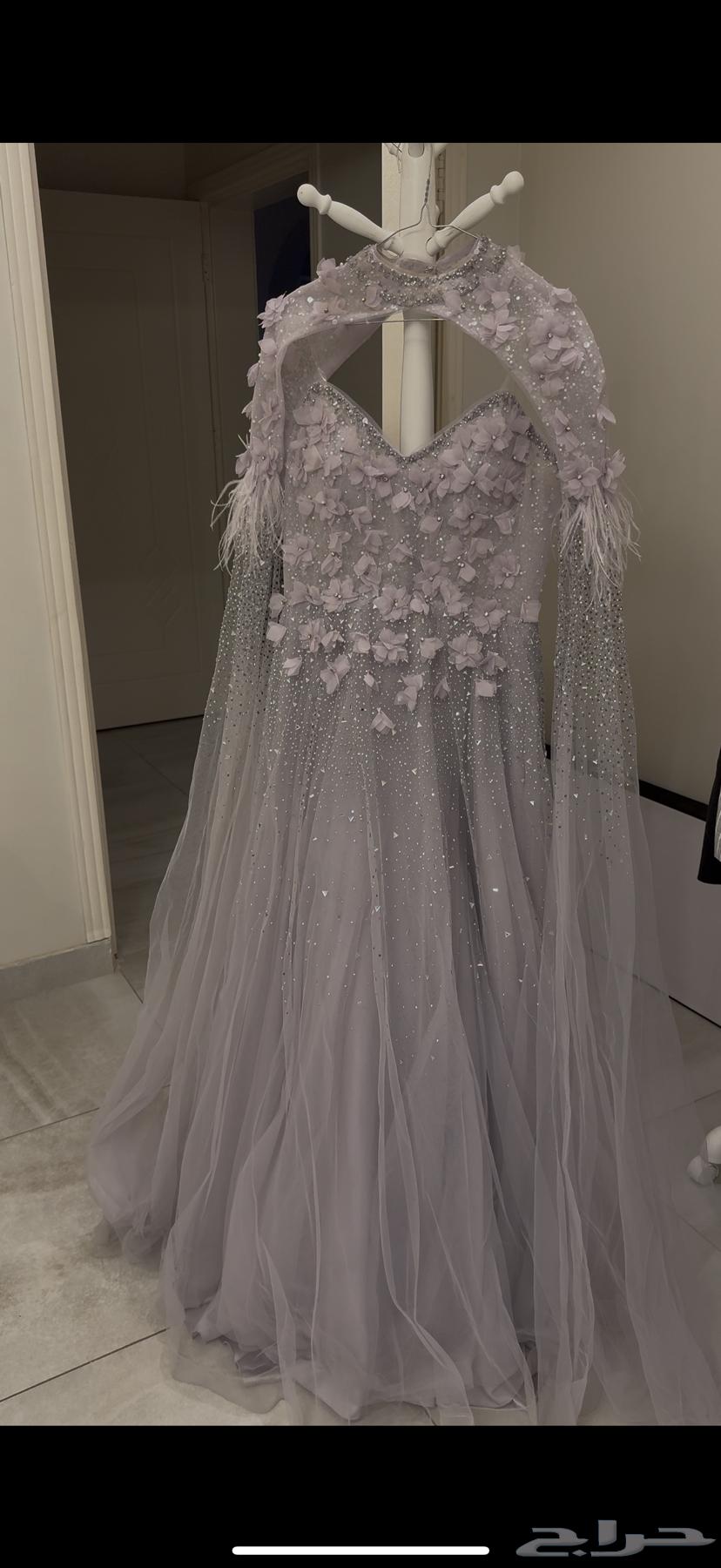 فساتين مستعمله للبيع .. انلبست يوم واحد64413665920386111