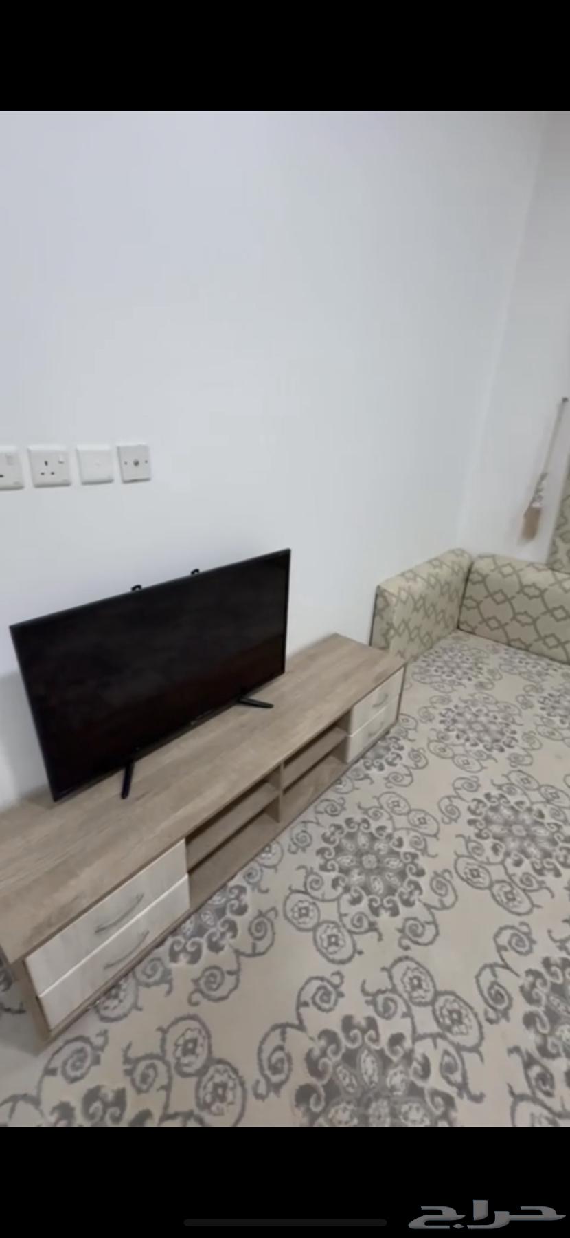 مجلس كامل من فرشة  مساند  ستارة  تلفيزون للبيع بسعر مرضي64412923193347113